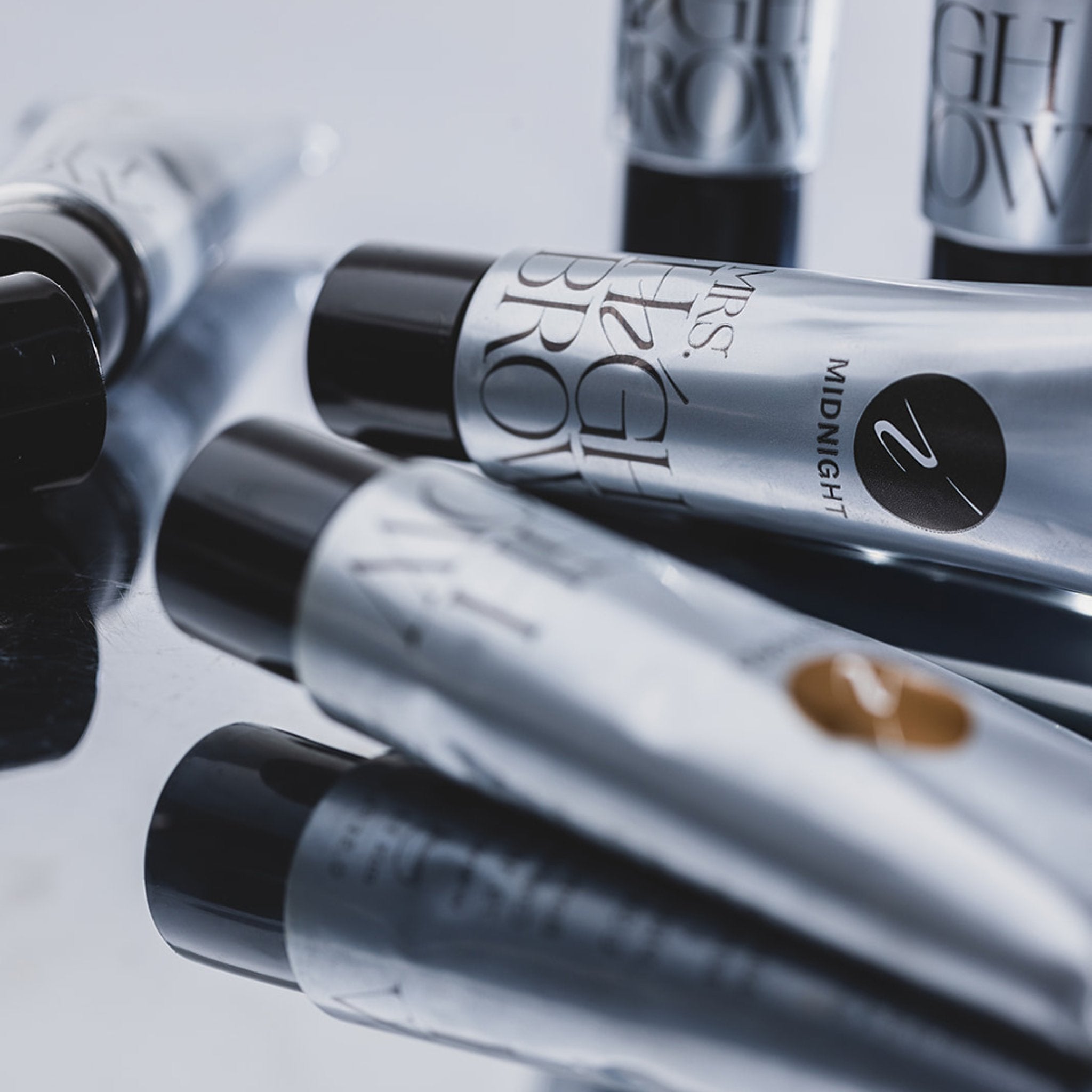 afbeelding van tubes hybrid dye verf