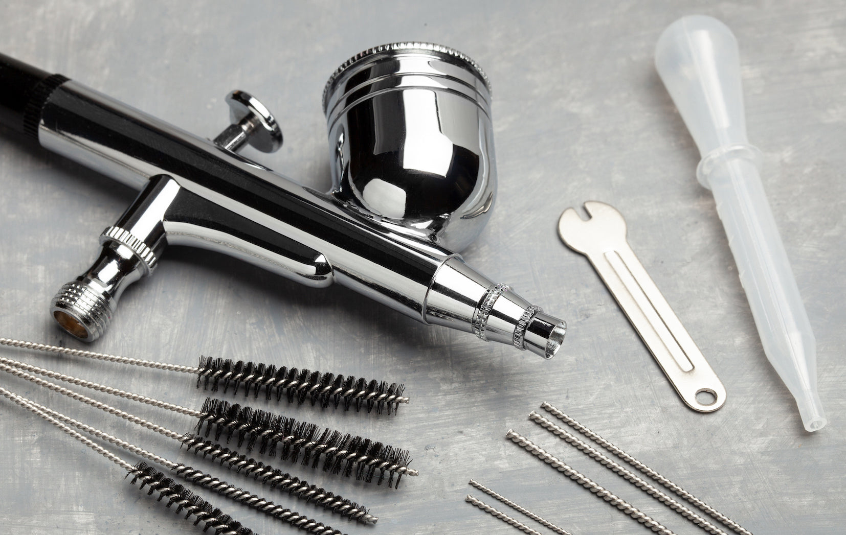 Mrs.Highbrow Airbrush Schoonmaken