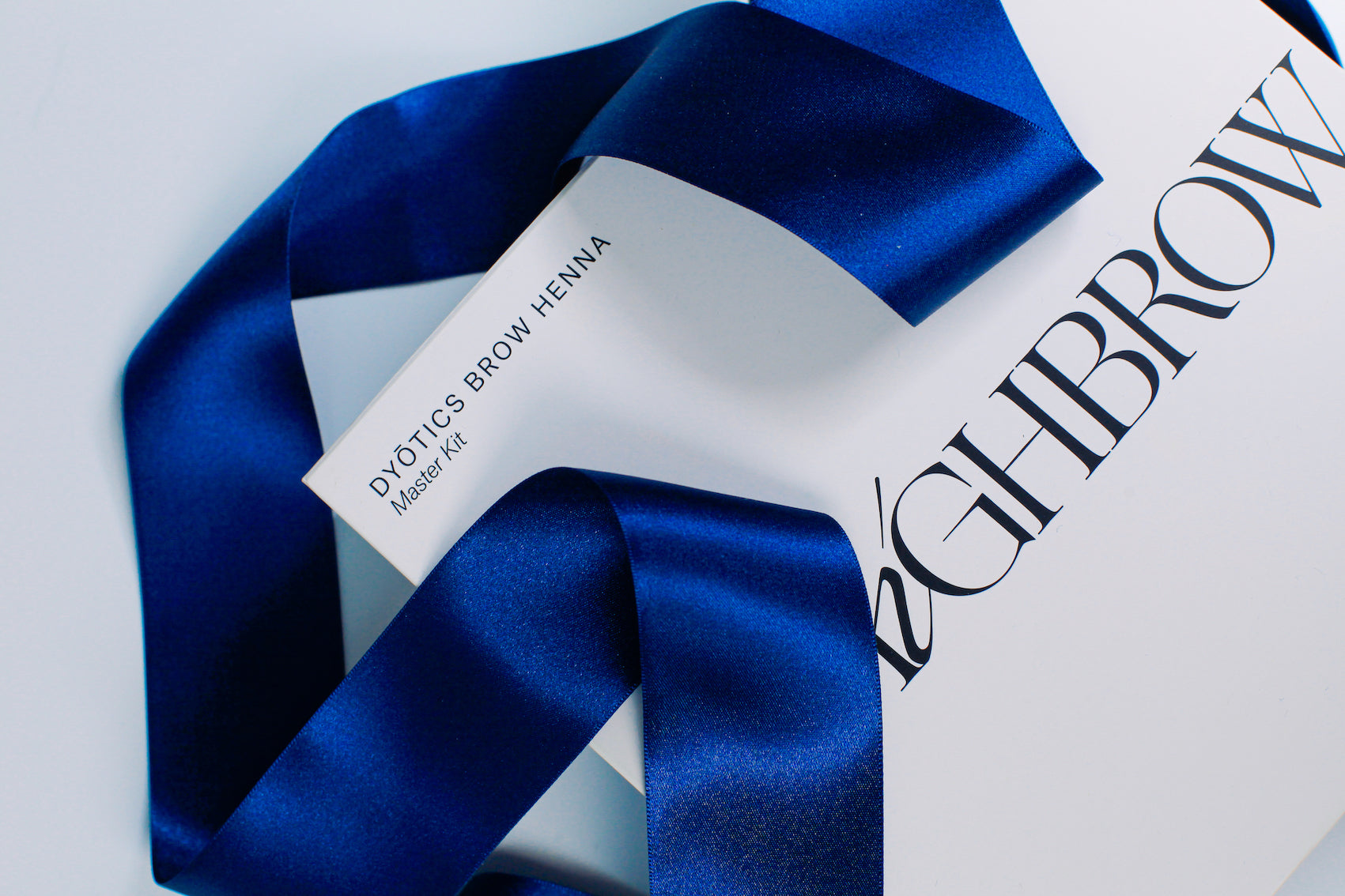 Mrs.Highbrow Brow Henna Brows